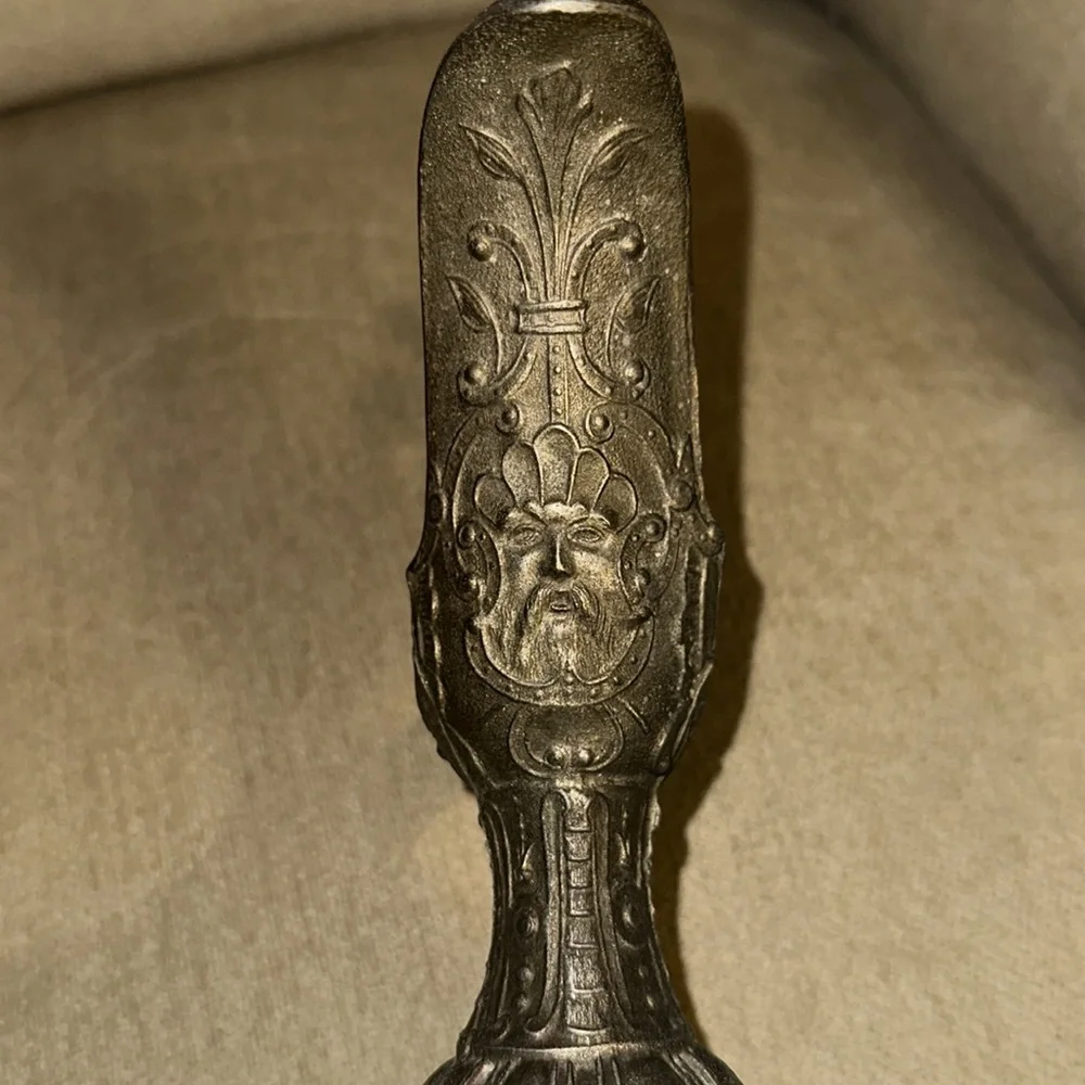 15” ANTIQUE TALL VICTORIAN EWER PITCHER URN W/IRIS GRIFFIN HEAD HANDLE